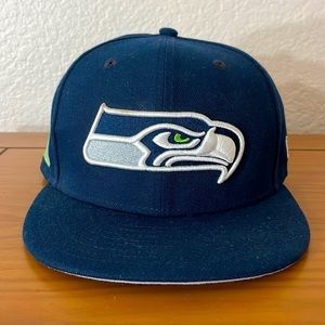 NWOT - New Era Seattle Seahawks #12 Blue Snapback Hat